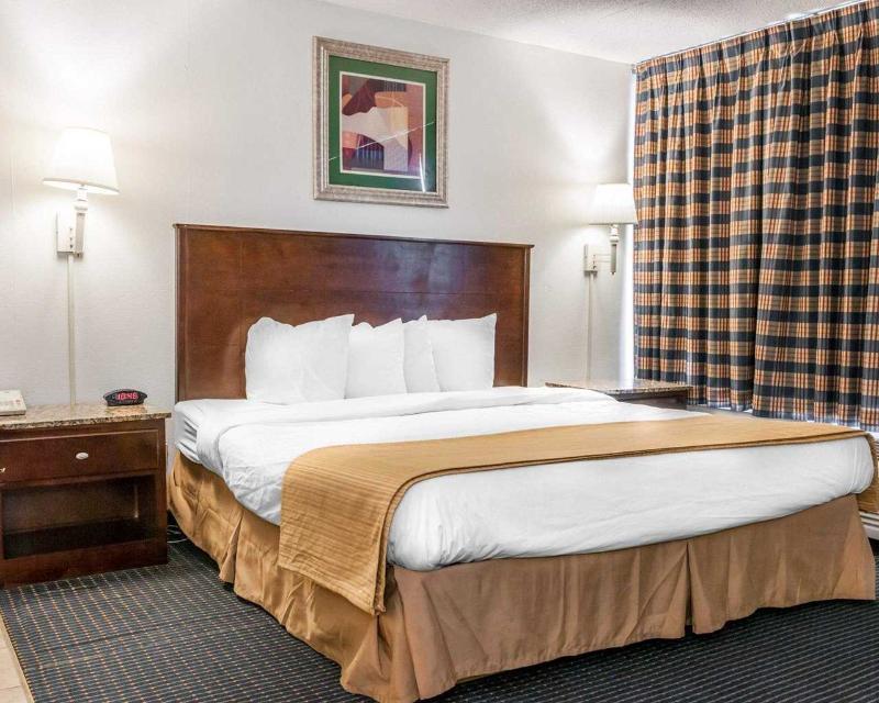 Rodeway Inn Conference Center Крауфордсвілл Екстер'єр фото