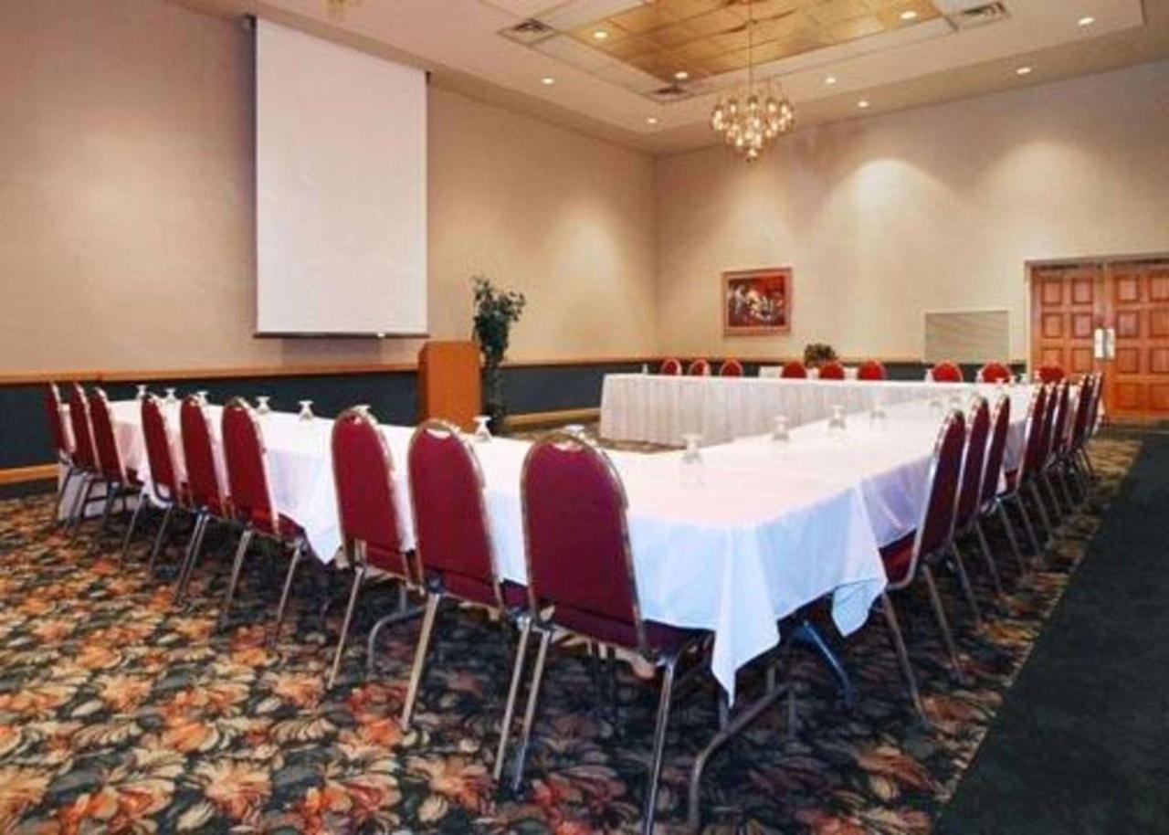 Rodeway Inn Conference Center Крауфордсвілл Екстер'єр фото